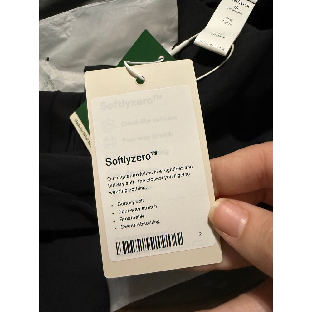 NWT Halara Softlyzero Crossover Pocket Plain Leggings Black Size Small 4/6 UPF - Picture 6 of 8